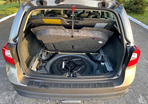 Volvo V70 cena 25400 przebieg: 222000, rok produkcji 2009 z Limanowa małe 211